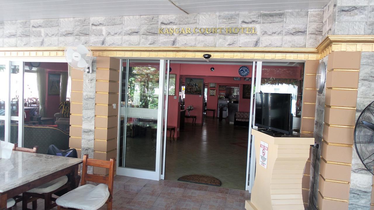 Kasgar Court Hotel Ayvaryara Buitenkant foto