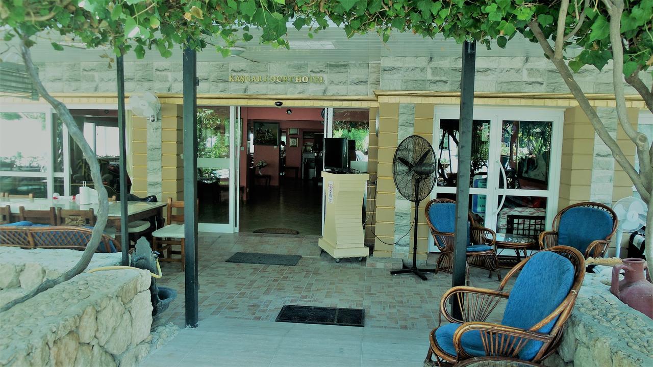 Kasgar Court Hotel Ayvaryara Buitenkant foto